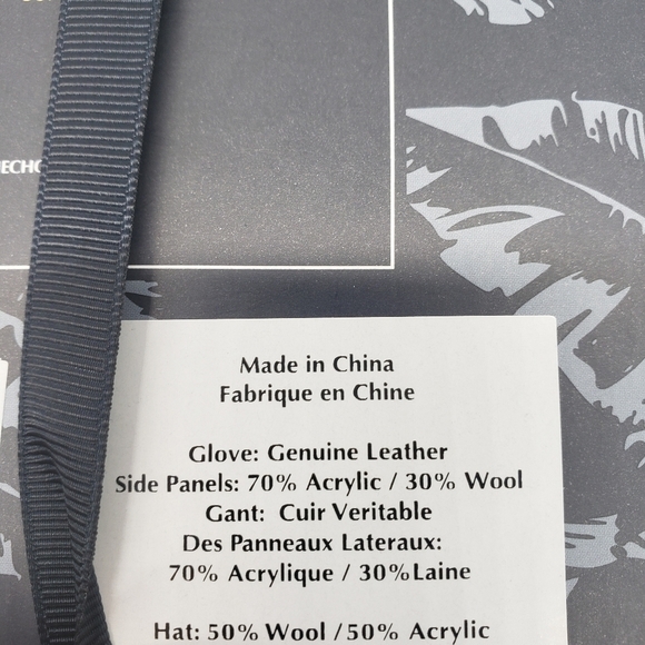 845- Tommy Bahama Merino Wool Hat and Leather Glove Set NWT - Picture 4 of 6